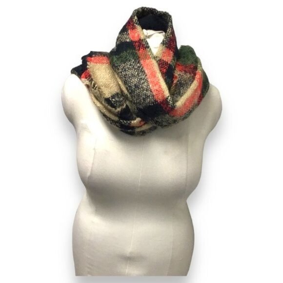 Women’s Blanket Wrap Plaid Scarf, Multicolor, OSFM - Picture 2 of 6